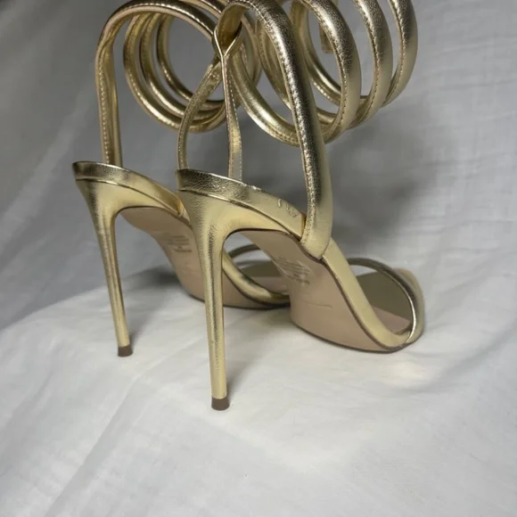 Steve Madden Women's Bali Heeled Sandal, Gold. Wrap around ankle strap. Size 6 - Picture 5 of 8